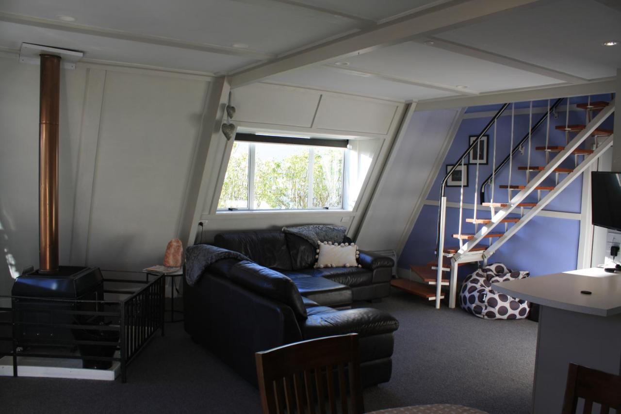 Classic A-Frame On Milford Te Anau Bagian luar foto