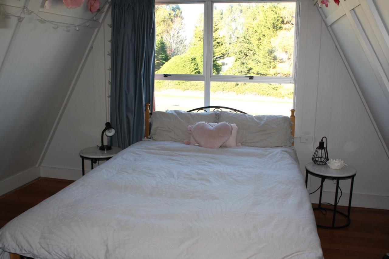 Classic A-Frame On Milford Te Anau Bagian luar foto